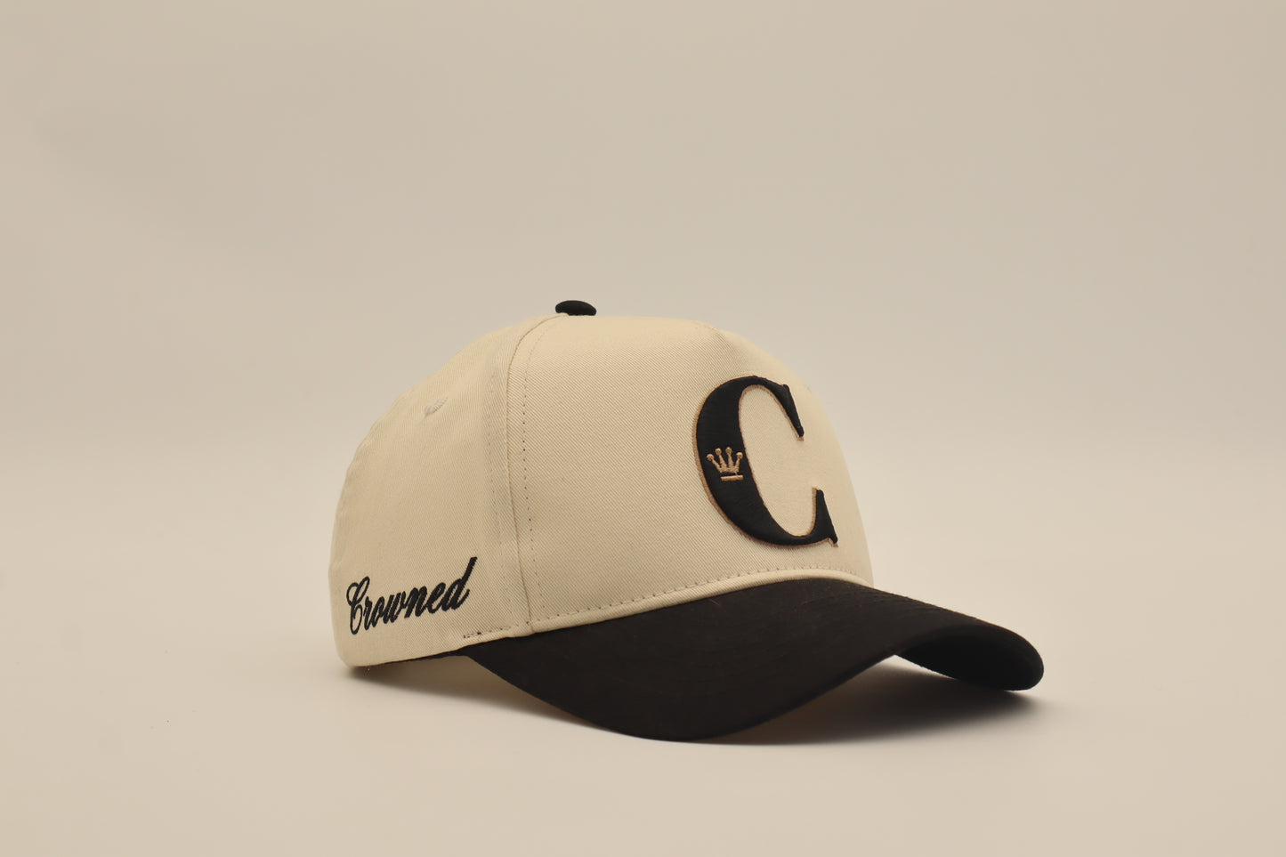 Crowned emerald green cap
